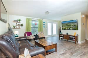 17 Lanai Circle, NAPLES, FL 34112 Sold 05/02/24