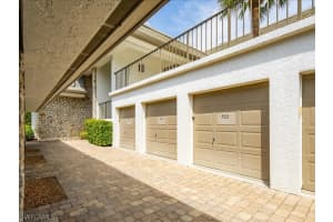 522 Wildwood Lane, NAPLES, FL 34105 Sold 09/10/24