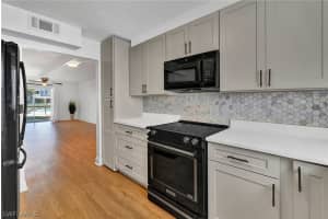 1027 46th Lane, Cape Coral, FL 33904 Sold 03/25/25