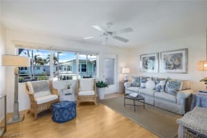 299 8th Avenue, NAPLES, FL 34102 Sold 09/20/24