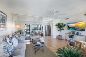 299 8th Avenue, NAPLES, FL 34102 Sold 09/20/24