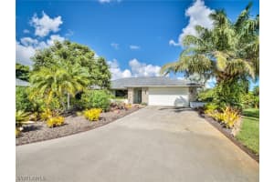 106 Cherry Hill Court, NAPLES, FL 34113 Sold 12/27/24