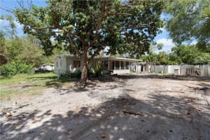 8305 Nault Road, NORTH FORT MYERS, FL 33917 Sold 04/02/24