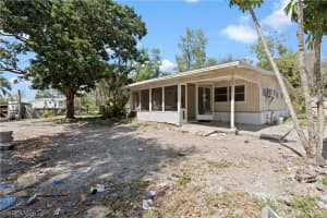 8305 Nault Road, NORTH FORT MYERS, FL 33917 Sold 04/02/24