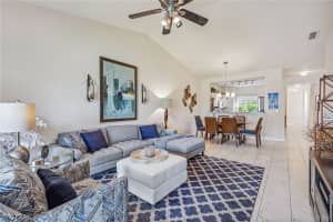 675 Luisa Lane, NAPLES, FL 34104 Sold 07/31/24