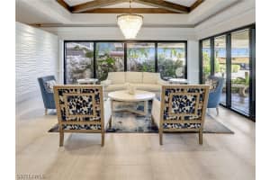 180 Seaview Court, MARCO ISLAND, FL 34145 Sold 08/06/24