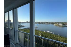 400 Flagship Drive, NAPLES, FL 34108 Sold 04/10/25