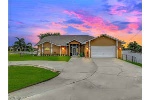 321 20th Court, Cape Coral, FL 33909 Sold 02/12/25