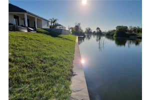 302 20th Street, Cape Coral, FL 33993 Sold 04/08/25