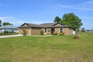 137 Blackstone Drive, FORT MYERS, FL 33913 Sold 10/18/24