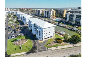 4511 Bay Beach Lane, FORT MYERS BEACH, FL 33931 Sold 06/05/24