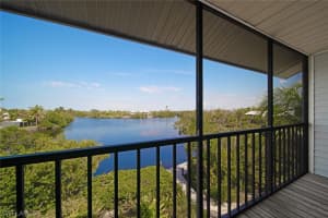 2320 Wooster Lane, SANIBEL, FL 33957 Sold 10/09/25