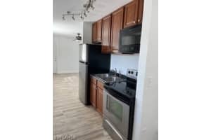 8156 Country Road, FORT MYERS, FL 33919 Sold 04/30/24
