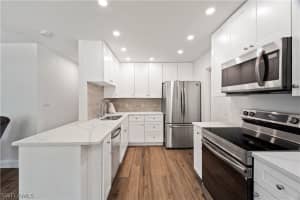 2345 Floyd Street, Sarasota, FL 34239 Sold 08/29/25