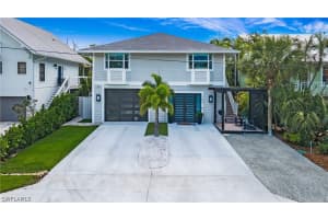 1300 Grand Canal Drive, NAPLES, FL 34110 Sold 05/17/24