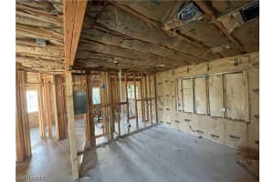 3949 Maxine Street, FORT MYERS, FL 33901 Sold 12/05/24
