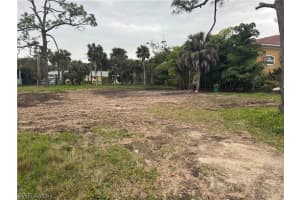 1942 Danford Street, NAPLES, FL 34112 Sold 02/05/25