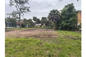 1942 Danford Street, NAPLES, FL 34112 Sold 02/05/25