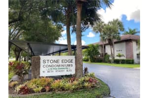 10 Beth Stacey Boulevard, LEHIGH ACRES, FL 33936 Sold 04/11/25