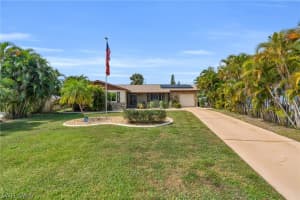 1055 Winsome Road, NORTH FORT MYERS, FL 33903 Sold 08/16/24