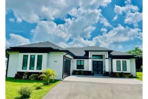 140 22nd Avenue, Naples, FL 34120 Sold 01/16/25