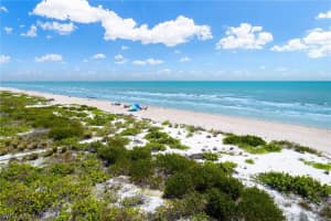 805 Gulf Drive, SANIBEL, FL 33957 Sold 10/09/24