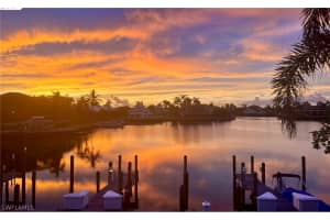 549 Seaview Court, MARCO ISLAND, FL 34145 Sold 05/17/24