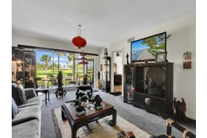 149 Palm Dr Unit 19, Naples, FL 34112, Sold 08/15/24