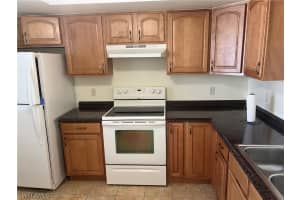 8474 Charter Club Circle, FORT MYERS, FL 33919 Sold 04/11/25