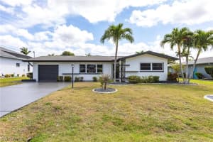 5133 Sunnybrook Ct, Cape Coral