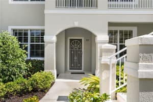 2290 Carrington Court, NAPLES, FL 34109 Sold 04/30/24