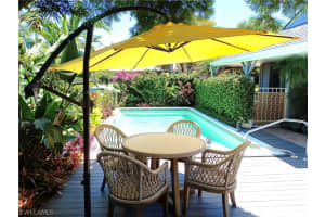 651 Bridgeway Lane, NAPLES, FL 34108 Sold 04/25/25