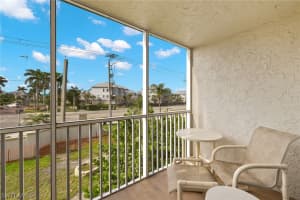 5500 Bonita Beach SW Road, Bonita Springs, FL 34134 - MLS#224029702