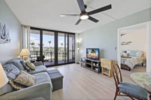 180 Seaview Court, MARCO ISLAND, FL 34145 Sold 09/12/24
