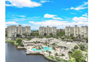 300 Dunes Boulevard, NAPLES, FL 34110 Sold 04/25/24