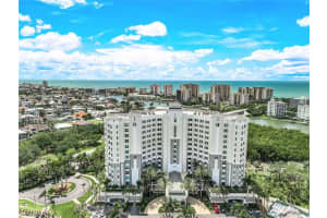 300 Dunes Boulevard, NAPLES, FL 34110 Sold 04/25/24