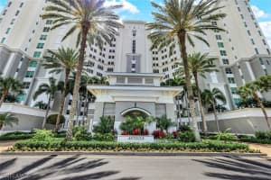 300 Dunes Boulevard, NAPLES, FL 34110 Sold 04/25/24