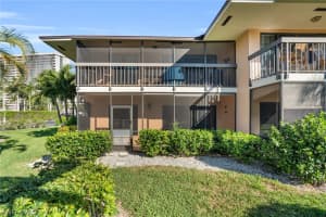 39 Collier Boulevard, MARCO ISLAND, FL 34145 Sold 08/02/24