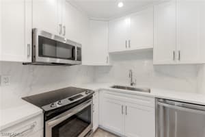 421 12th Ave S APT A15, Naples, FL 34102, Sold 10/31/24