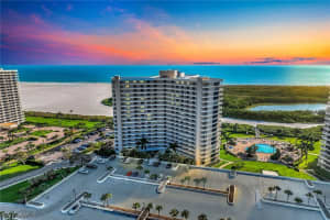 380 Seaview Court, MARCO ISLAND, FL 34145 Sold 04/25/25