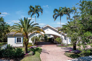 6189 Freemont Drive, Naples, FL 34119 Sold 05/01/25