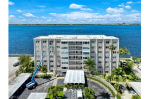 1900 Clifford St APT 507, Fort Myers, FL 33901, Sold 09/13/24