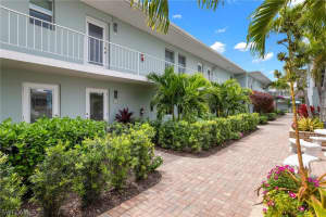 635 12th Ave S 635, Naples 635 12th Ave S 635, Naples