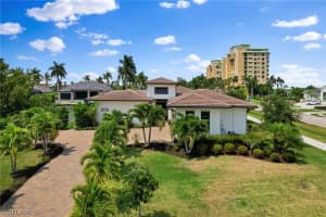 858 Perrine Court, MARCO ISLAND, FL 34145 Sold 02/21/25