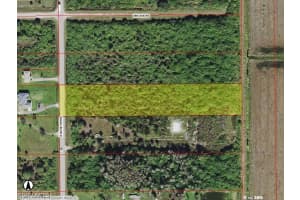  DE SOTO BLVD N, Naples, FL 34120 - MLS#224031213