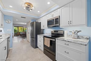 560 Retreat Drive, NAPLES, FL 34110 Sold 09/26/24