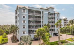 6691 Estero Blvd APT 401, Fort Myers Beach, FL 33931, Sold 08/06/24