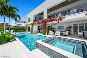 360 Heron Avenue, Naples, FL 34108 Sold 05/08/25