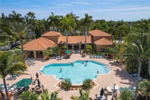 1185 Wildwood Lakes Boulevard, NAPLES, FL 34104 Sold 05/07/24