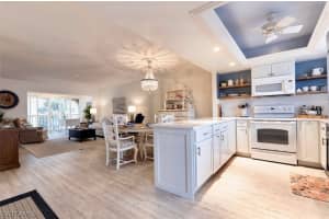 5 High Point Circle, Naples, FL 34103 Sold 03/18/25